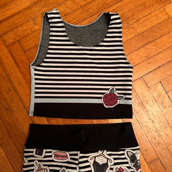 Sugarlulu matching crop top sports bra and leggings - Picture 2 of 3